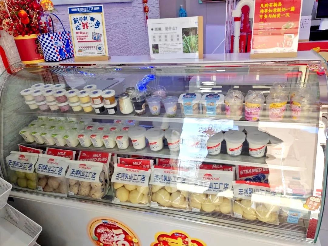 这四家上市乳企发布半年报,业绩如何?