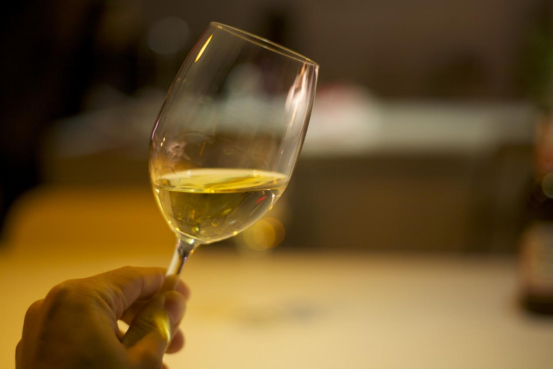 未来10年，谁将是年轻人心中的“新名酒”？