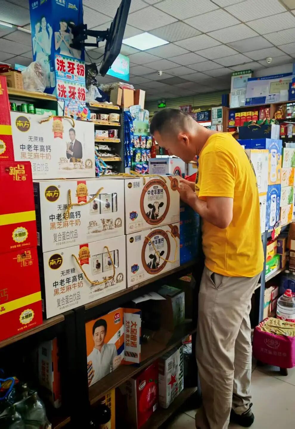 “中秋大战”强势爆单，南方中老年高钙奶给经销商吃下定心丸！