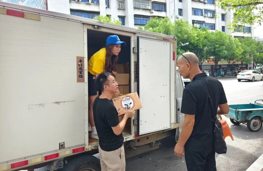 “中秋大战”强势爆单，南方中老年高钙奶给经销商吃下定心丸！
