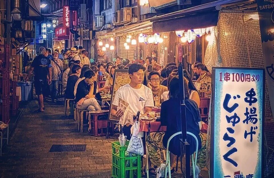 预制的中华料理，正包围日本人的餐桌