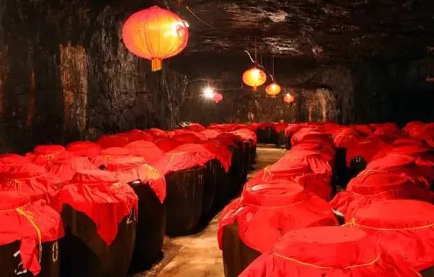 为什么白酒放久了会更香醇?