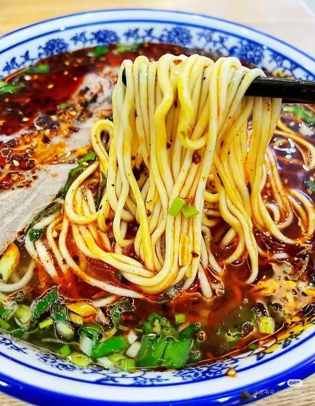泼出“280亿”大市场，“油泼辣子+”重塑餐饮格局（附60+餐饮品牌）