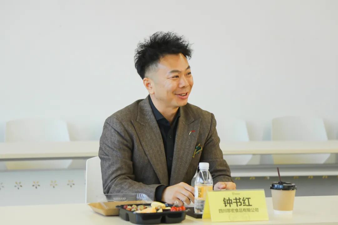 卤味巨头的万里寻辣记，背后站着怎样的“辣椒王者”？
