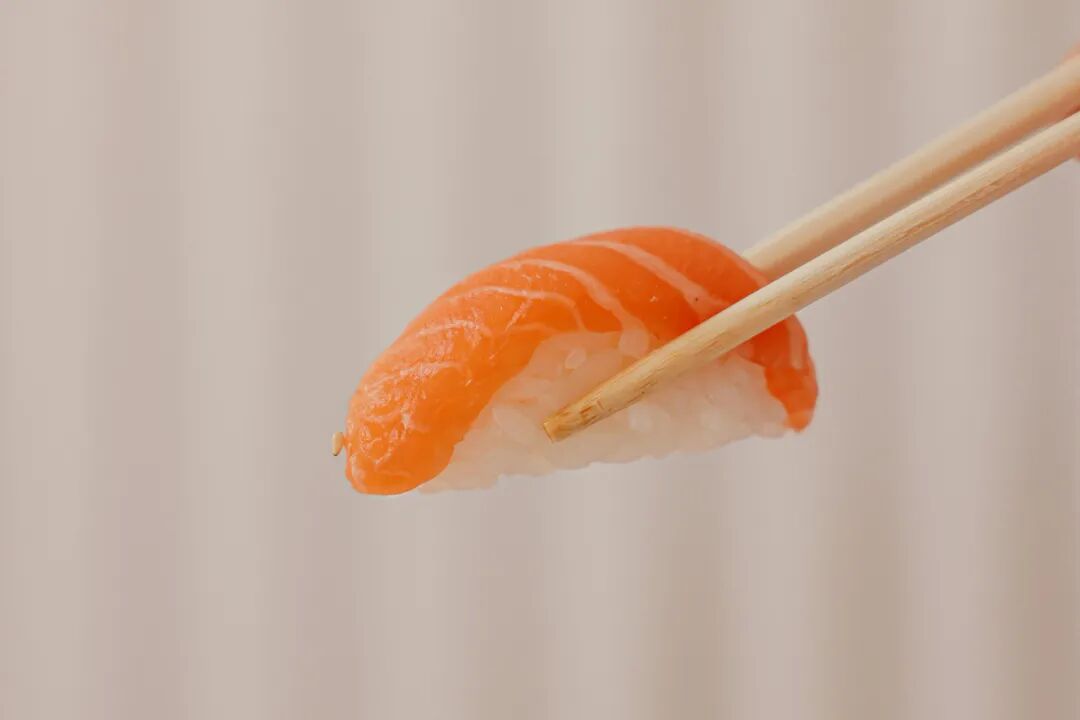 中国穷鬼寿司,干翻日本料理