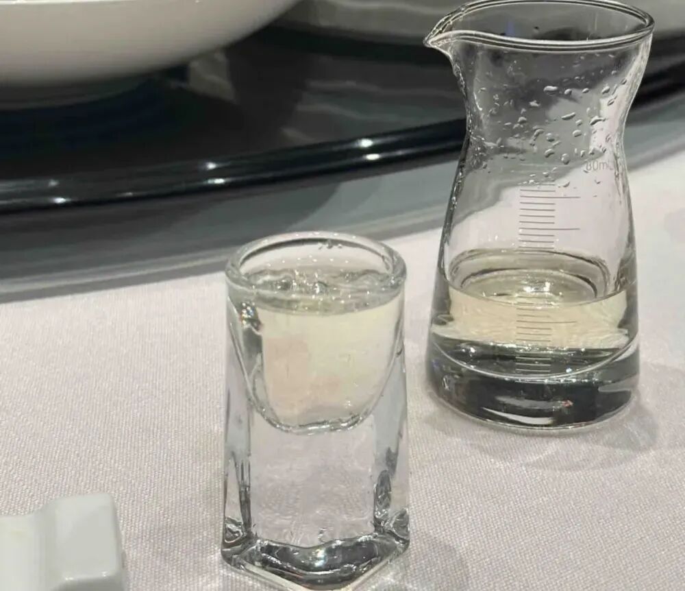 白酒曙光前夕，谁是下一个“黑马赛道”？