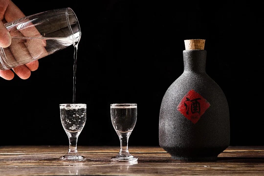 新派光瓶酒,还有机会吗?