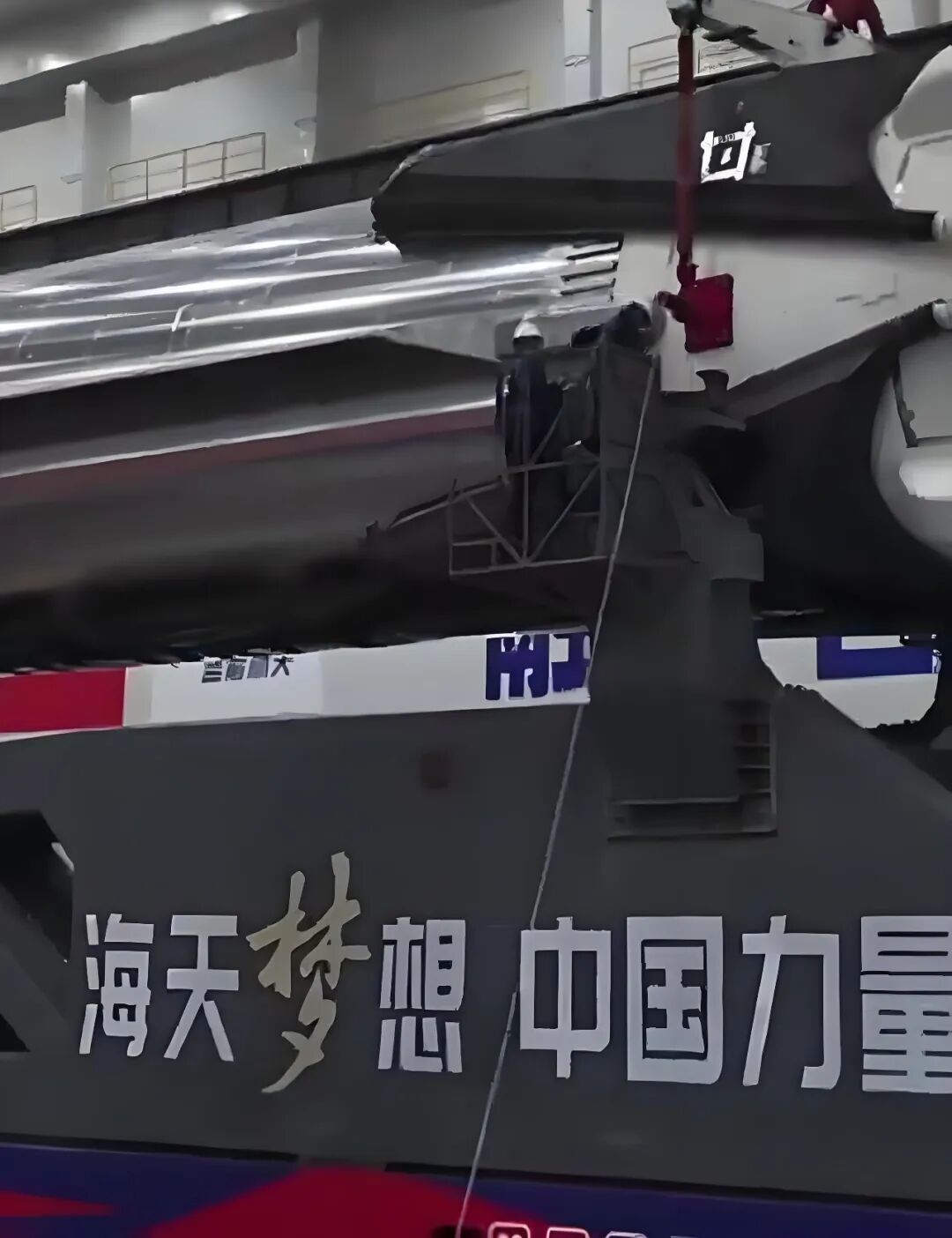 “朱雀三号”圆梦中国力量，梦之蓝见证大国航天的历史性时刻