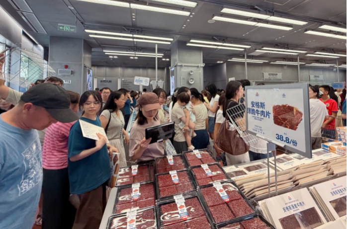 溜溜梅发布上市后首份半年报,君乐宝更新招股书,果子熟了再推新品……