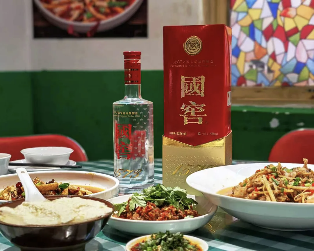 泸州老窖半年报:控量稳价的“大心脏”与创新蓄力的“长线思维”