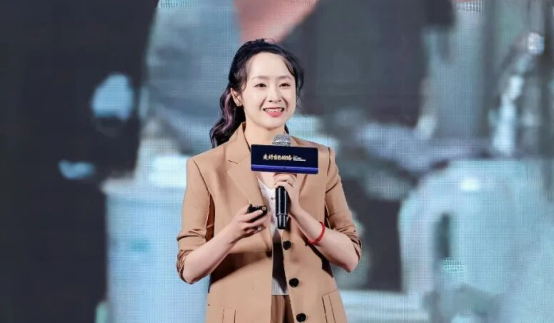 “奶茶公主”,面临新难题