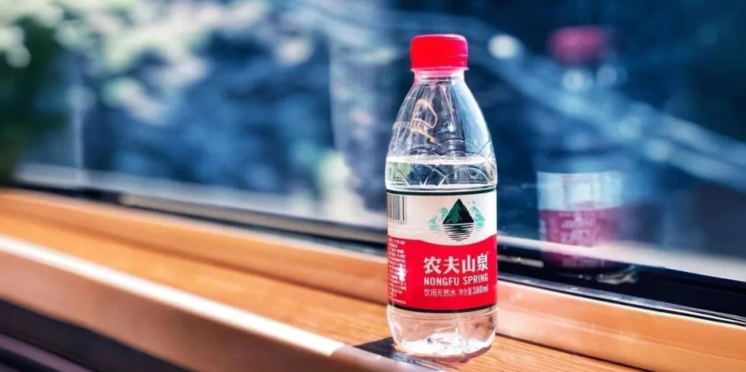农夫山泉领先,蒙牛重回700亿…130家食企最新市值出炉!
