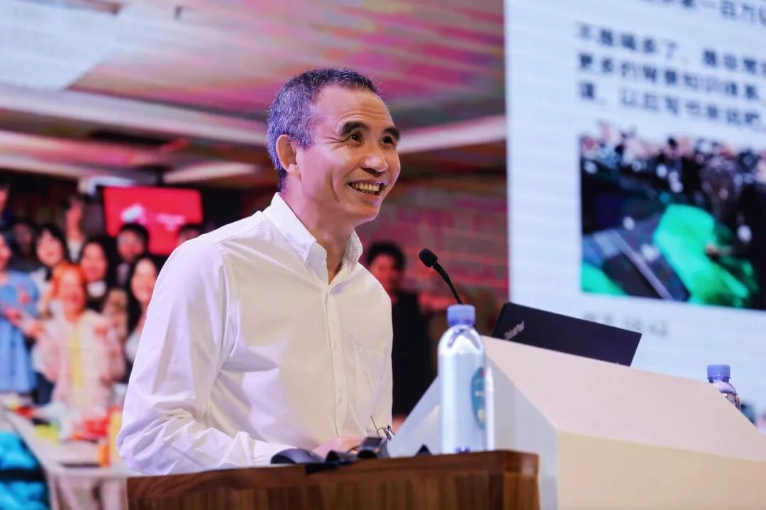 安石文章：从产业演变到大时代坐标，王明夫给出中国酒业“光明顶”答案