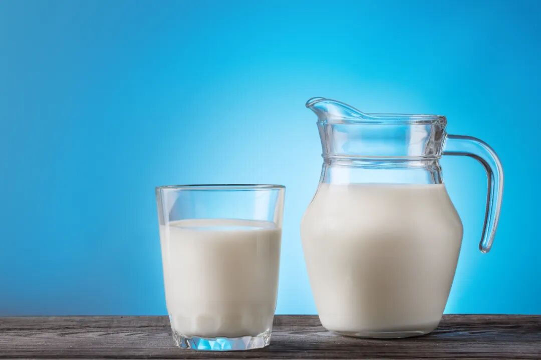 乳业市场逐渐回暖,乳企如何做好全渠道布局?