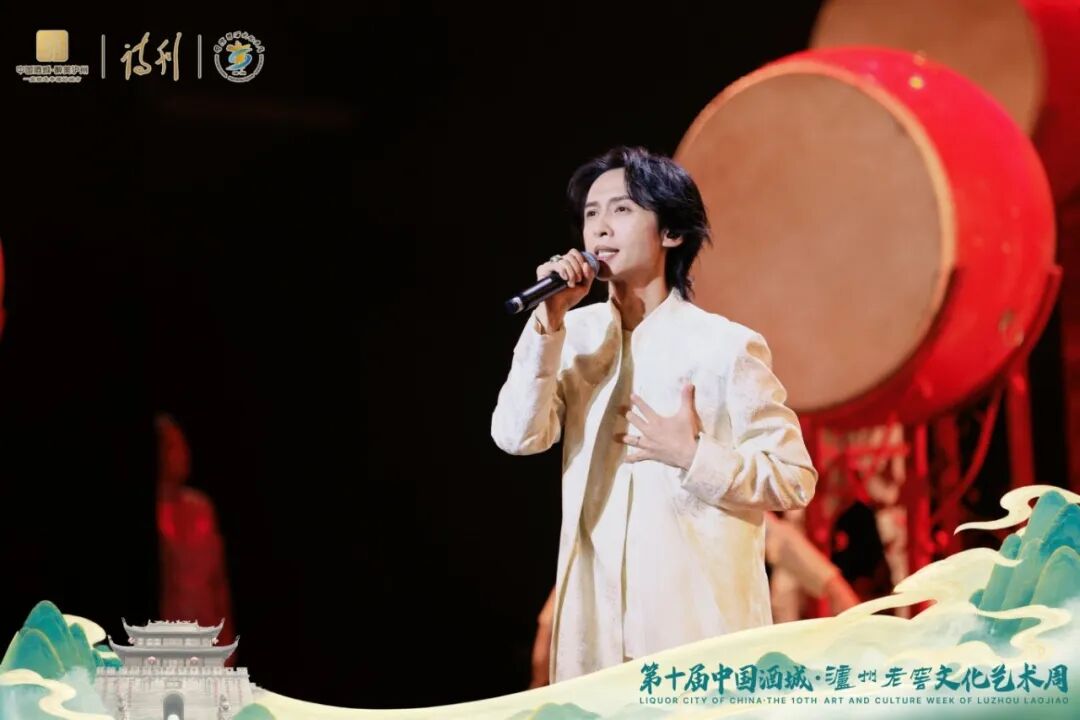 十年诗酒路，从“文化高地”到“世界表达”