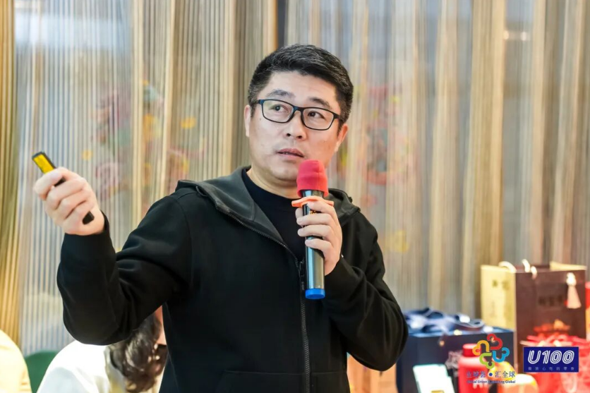 零售老兵卖出饮料顶流,一年狂揽5亿
