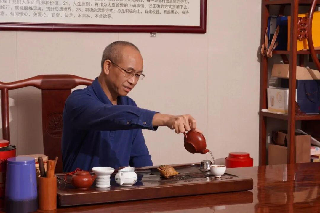 肇庆打工仔卖蛋挞,年销1亿颗做到全国第一