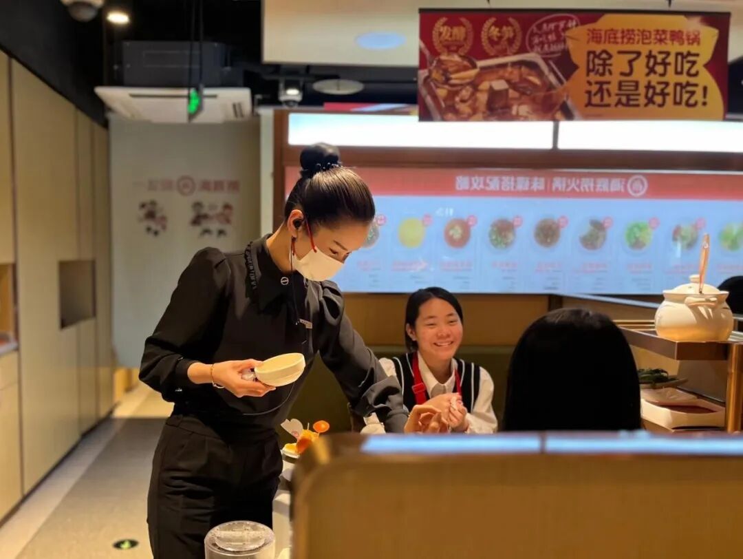5后“张小哥”,入局400亿火锅帝国"