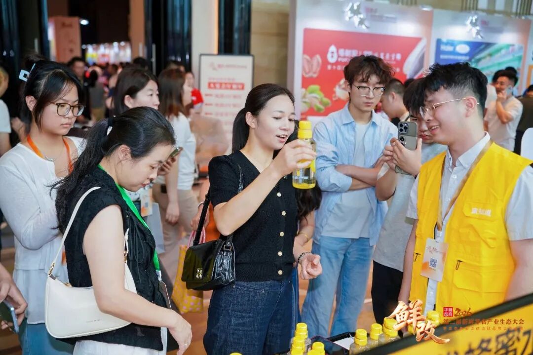 盒马现摇蜂蜜水卖爆,蜜知道重磅新品亮相,秋糖现场还有大动作!