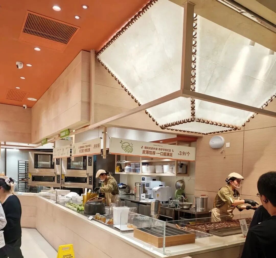 山西“魔术师”卖栗子,率300家门店转型新鲜零食