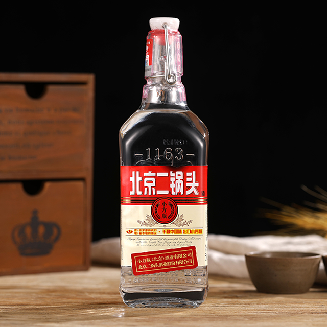 出口小方瓶 经典红标 42度 清香型
