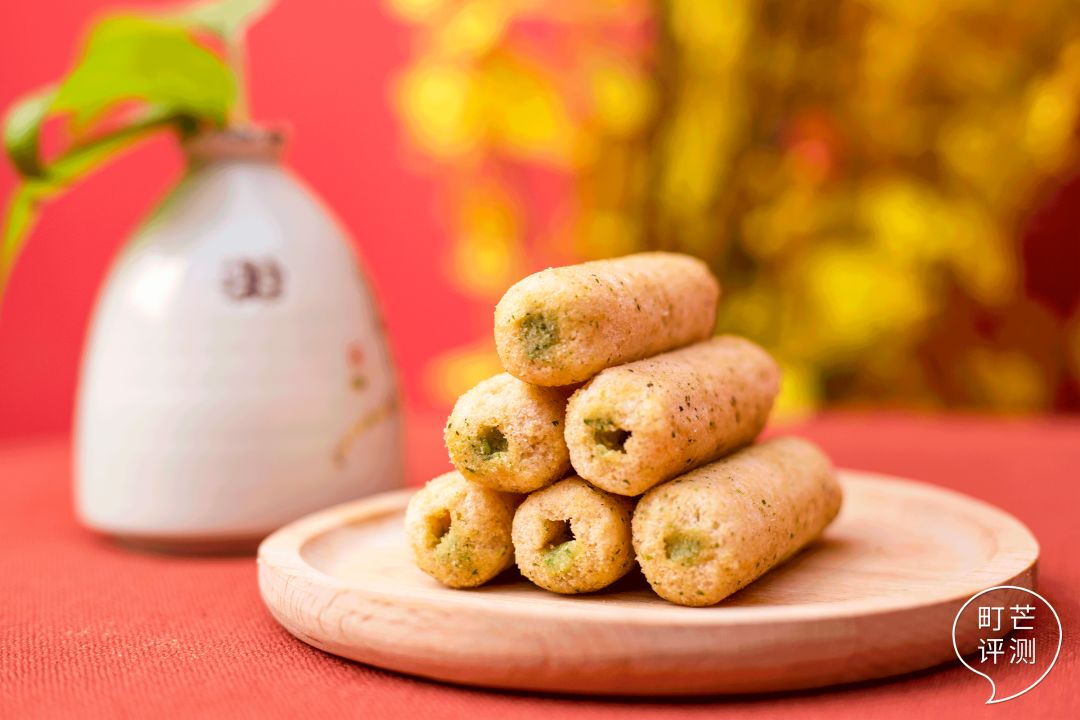 町芒尝鲜 | 国潮风零食强势来袭，中国滋味谁不服？