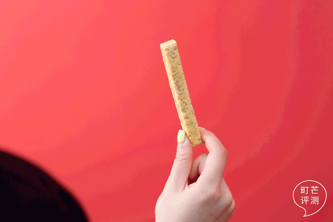 町芒尝鲜 | 国潮风零食强势来袭，中国滋味谁不服？