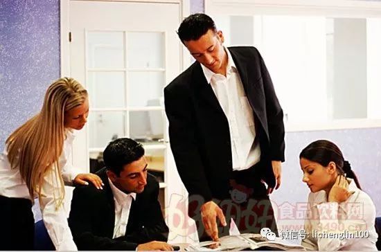 销售技巧:拿下客户的8个方法!