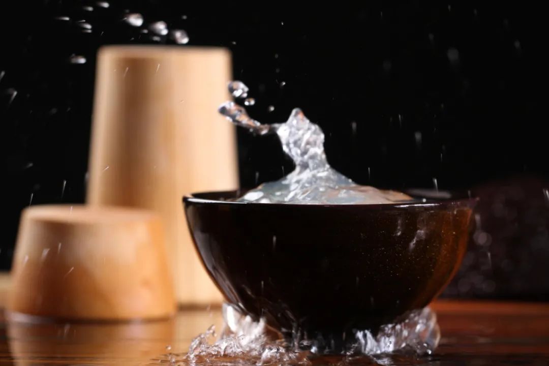 2021年这杯酒，我先干为敬！