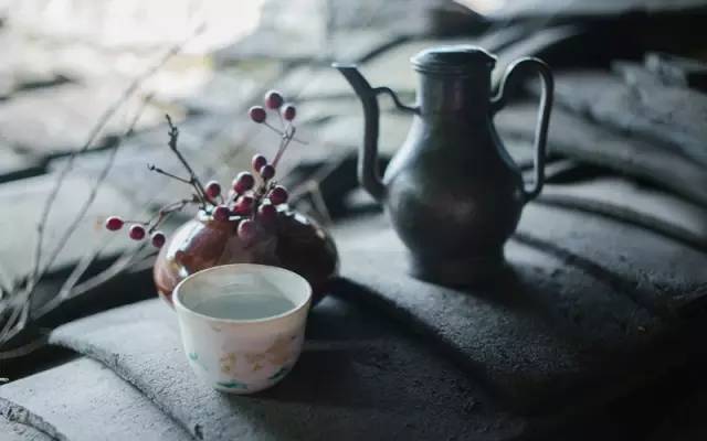 百般风情百般酒，一壶美酒荡人生