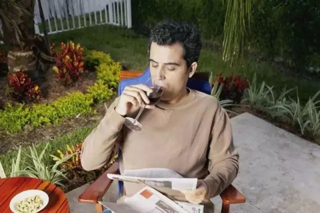 你是否有酒瘾？看有没有这些特征就知道了