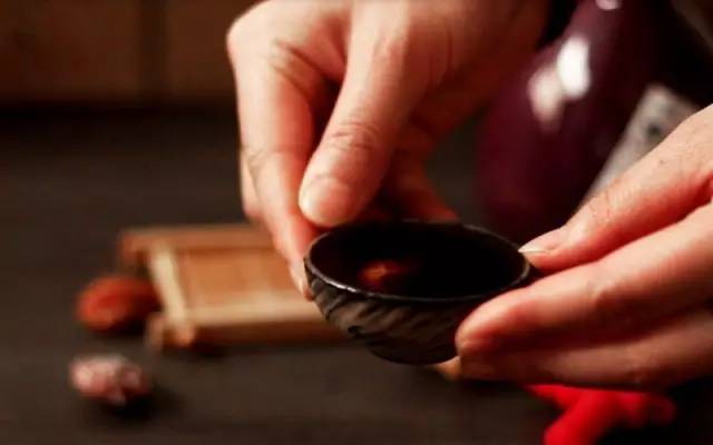 以茶代酒这个行为，竟然有一千多年了…