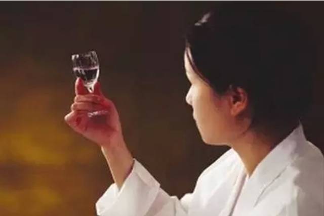 白酒品鉴入门，一学就会！