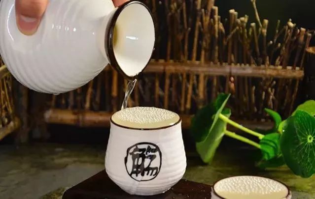 酒,可雅亦可俗,可浓亦可淡…