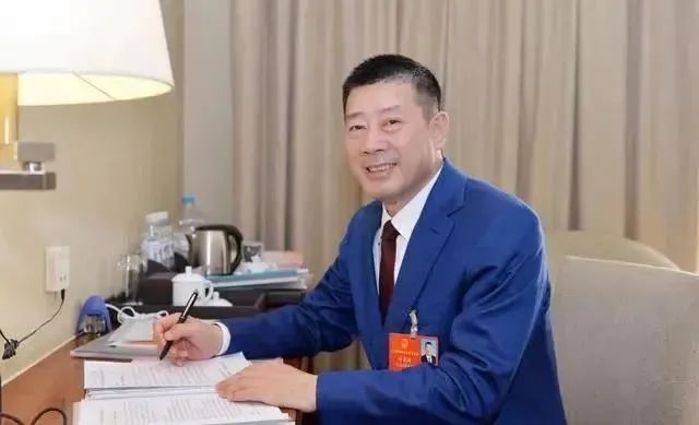 两会新风向，宗庆后父女、蒋建琪、蔡金钗等企业家有话说