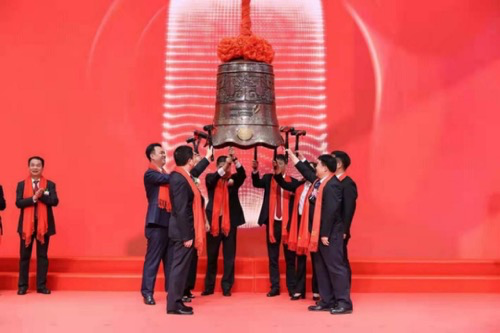 饮料行业又增一上市公司,首日股价暴涨527.53%