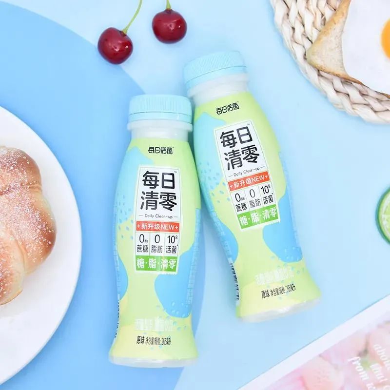 东鹏特饮注册摇摇拿铁商标；盼盼推0糖快乐宅汽水……