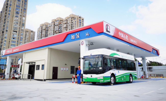 碳中和新“绿动”时代： 企业如何跨界抢食“市场肉夹馍”？