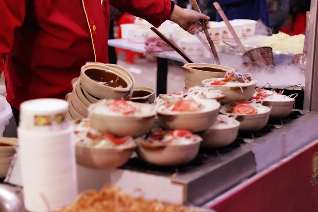 群雄割据,资本热捧:一碗米粉的千亿生意经