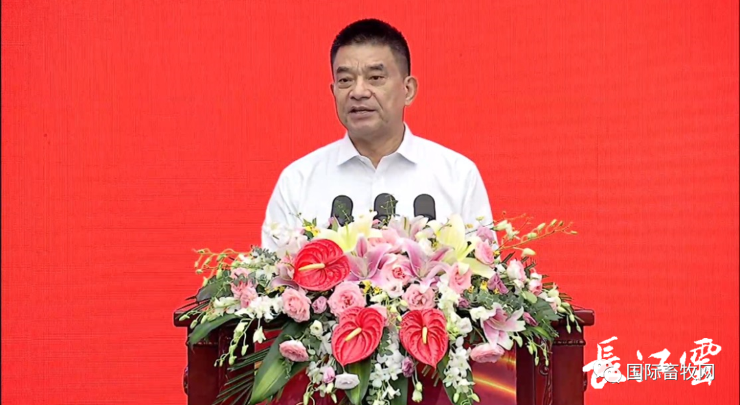 刘永好:在湖北3年计划投资250亿元,华中总部落户武汉