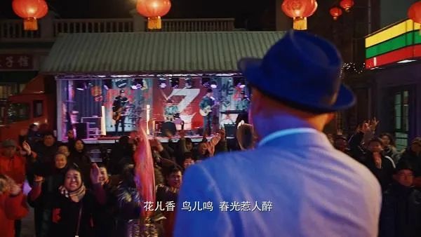 【案例挖掘机】抖音展示内容价值，旺旺合成游戏追热点