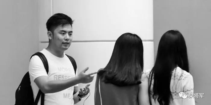 点击查看源网页 从恋爱让人变丑,看品牌如何制造持久消费欲?