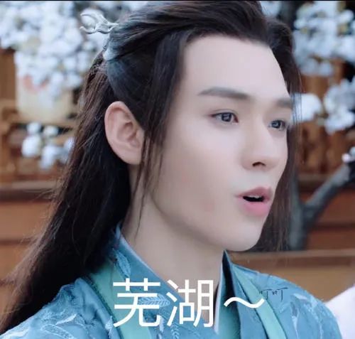 案例：李宁把新疆棉写在标签上，三星堆文物上新电音神曲