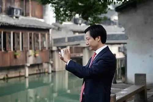 看完雷军的70条思考,才发现活该他成功