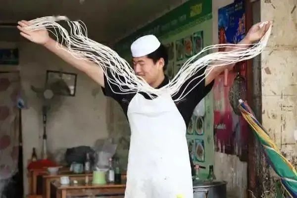 仅凭10几家店估值10亿,兰州拉面的风口来了?