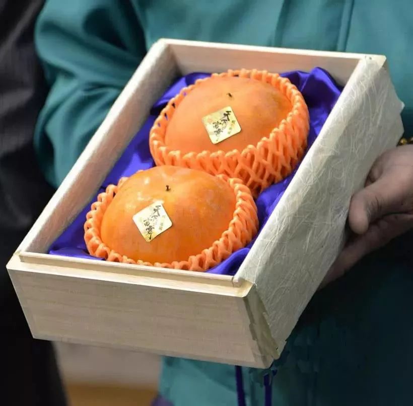 2个芒果1.2万元!日本农产品咋又卖出天价?