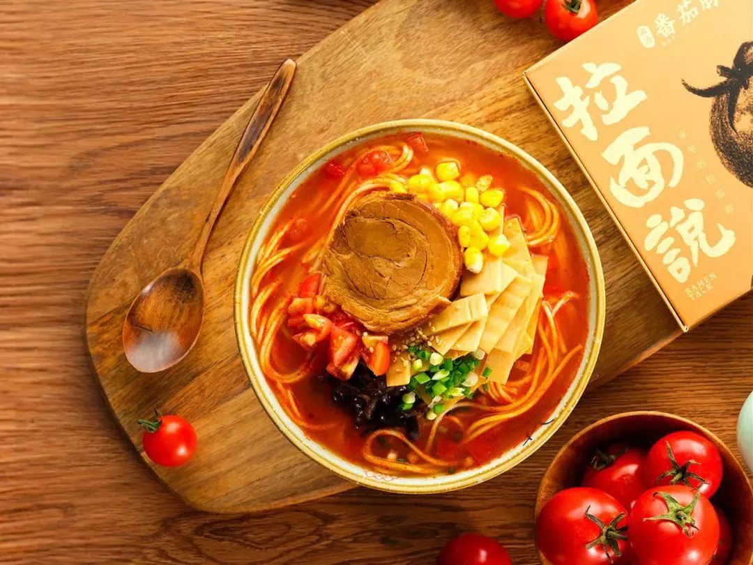 不爱做饭的年轻人，养大千亿级“宅食品”市场