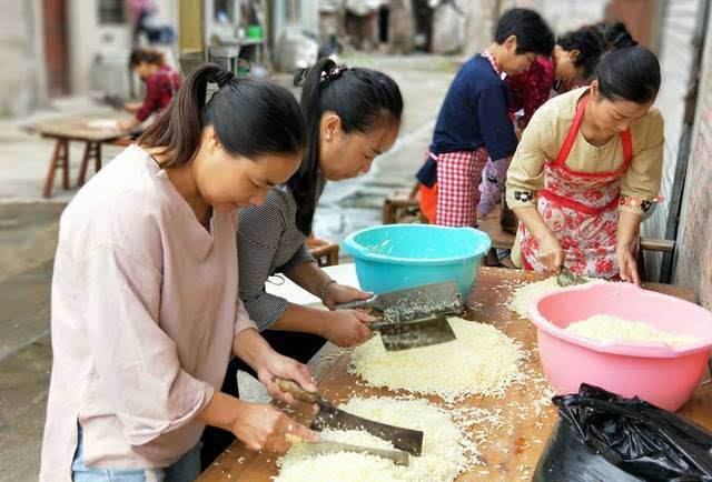 4000元起家，年入10亿，安徽人把包子做到了极致
