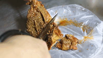 意外爆火的东北鸡架,曾是下岗工人的史诗