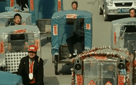 意外爆火的东北鸡架，曾是下岗工人的史诗